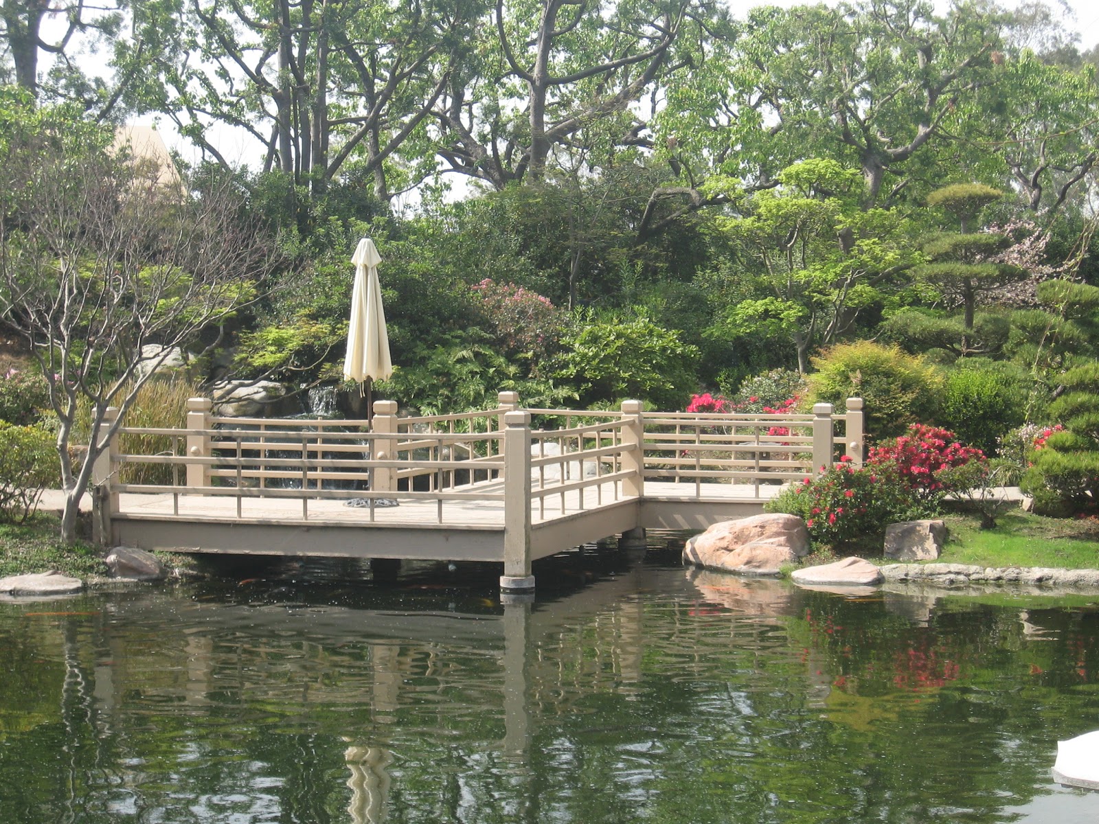 decorative-garden-bridges-2