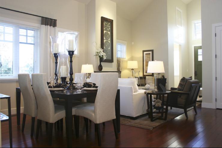 pictures-in-dining-room-3