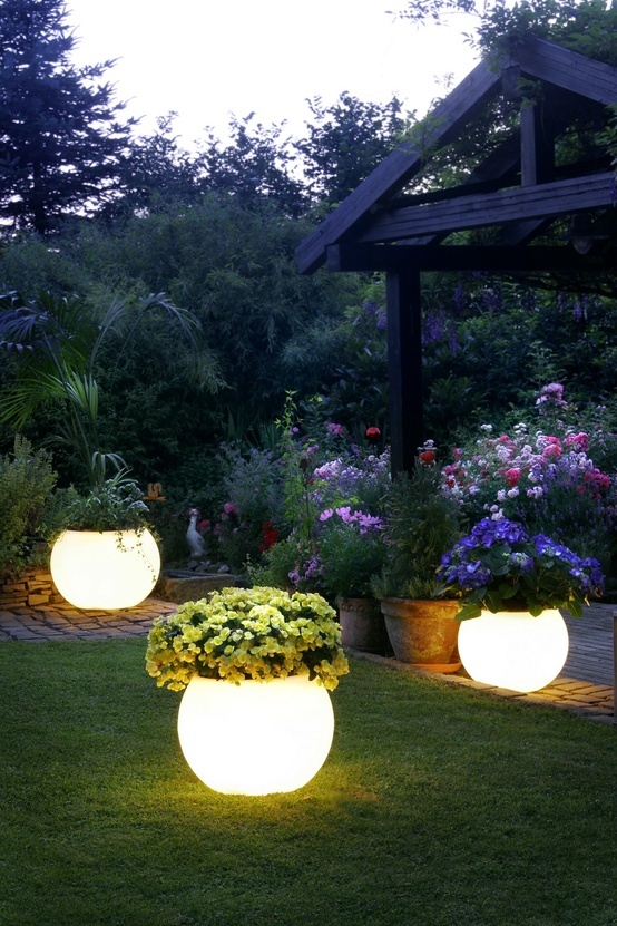decorative-outdoor-lighting-62