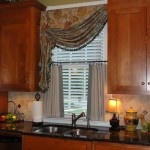 kitchen-window-treatment-ideas-10